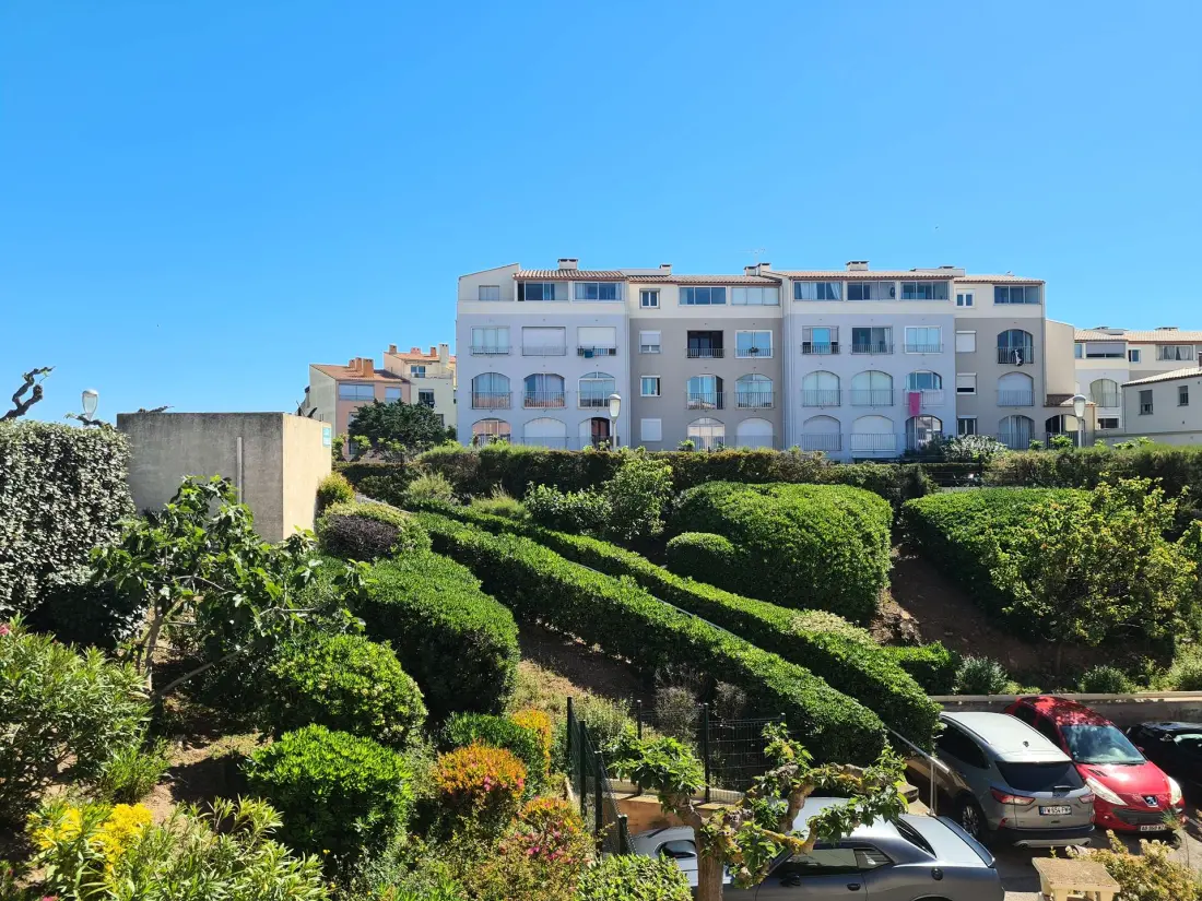 Cosmos Residence