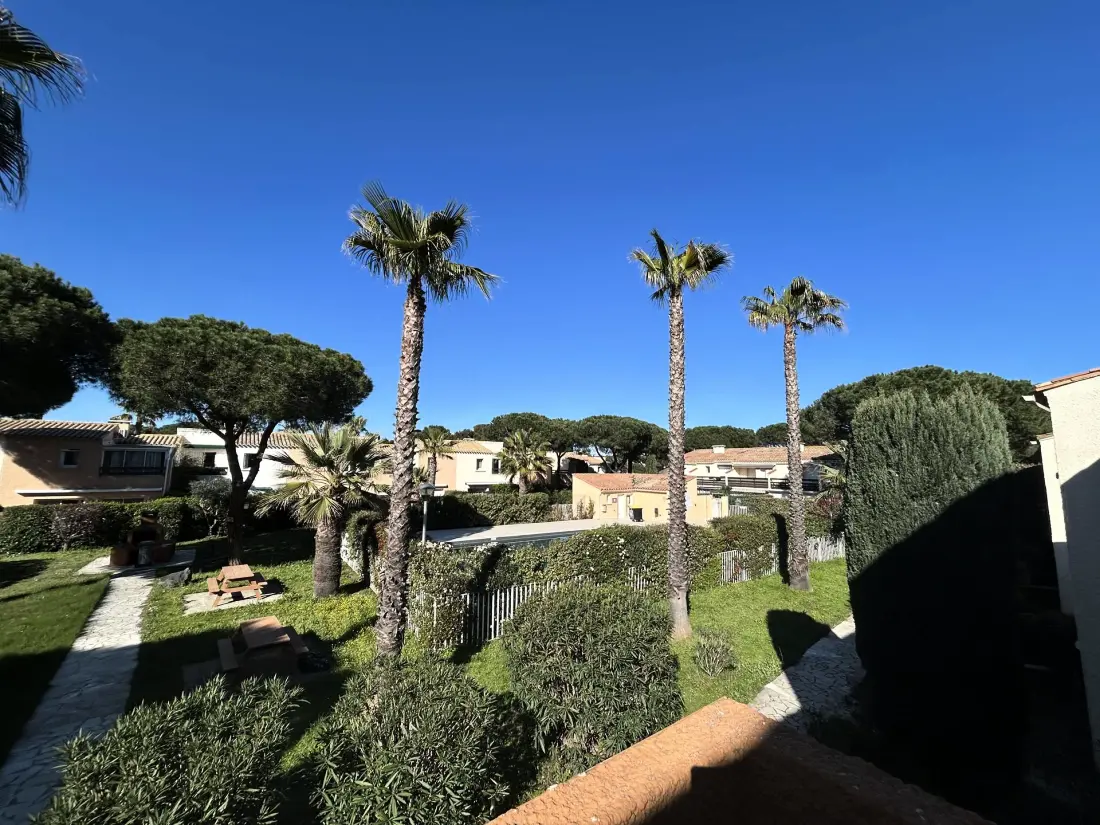 I nærheden af Eleuthera Residence