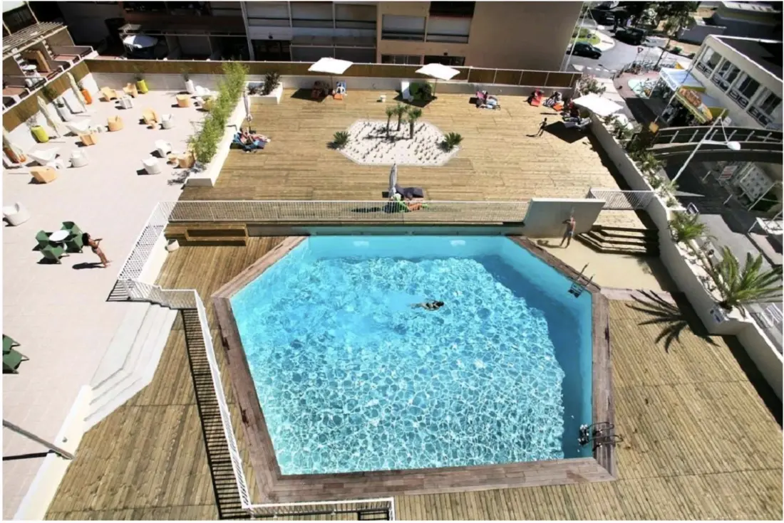 Residence Hotel. Saint Clair