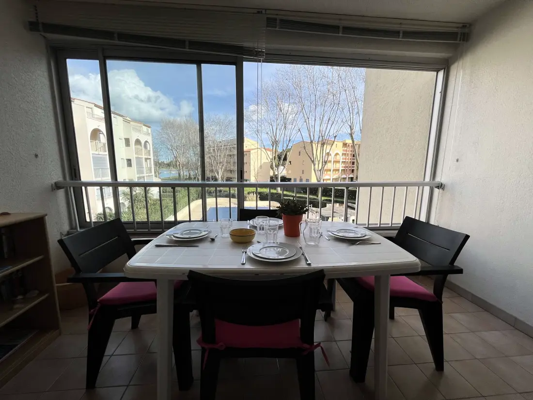 Oasis 2 Residence