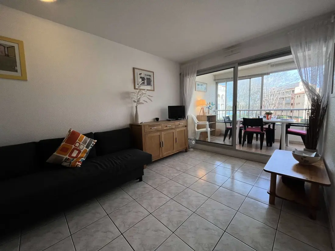 Oasis 2 Residence
