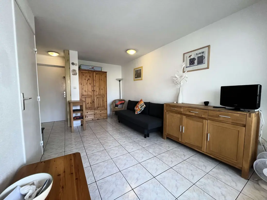 Oasis 2 Residence