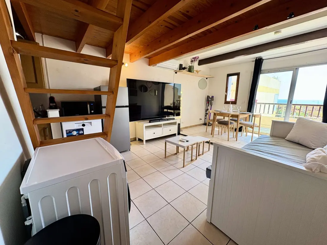 Thalacap Residence