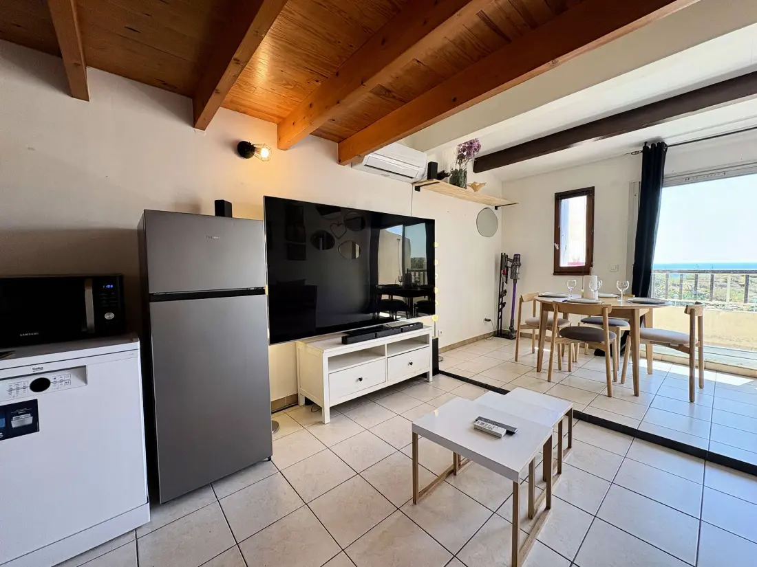 Thalacap Residence
