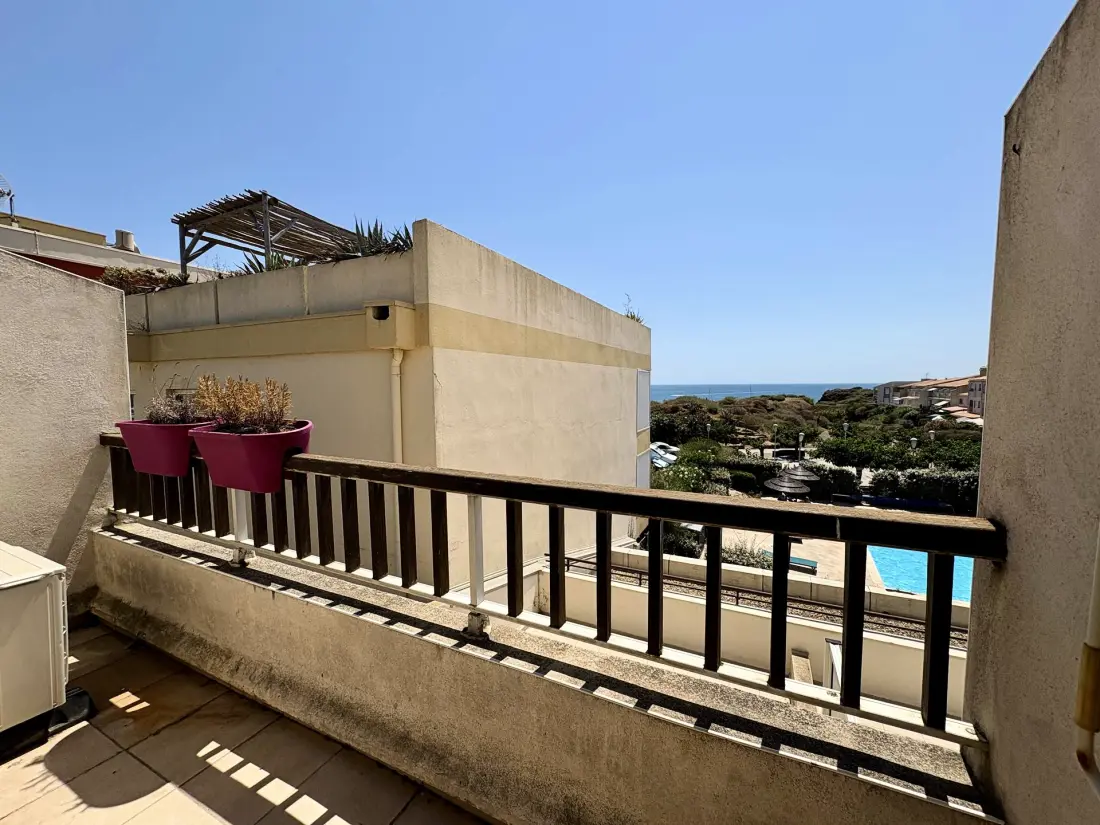 Thalacap Residence