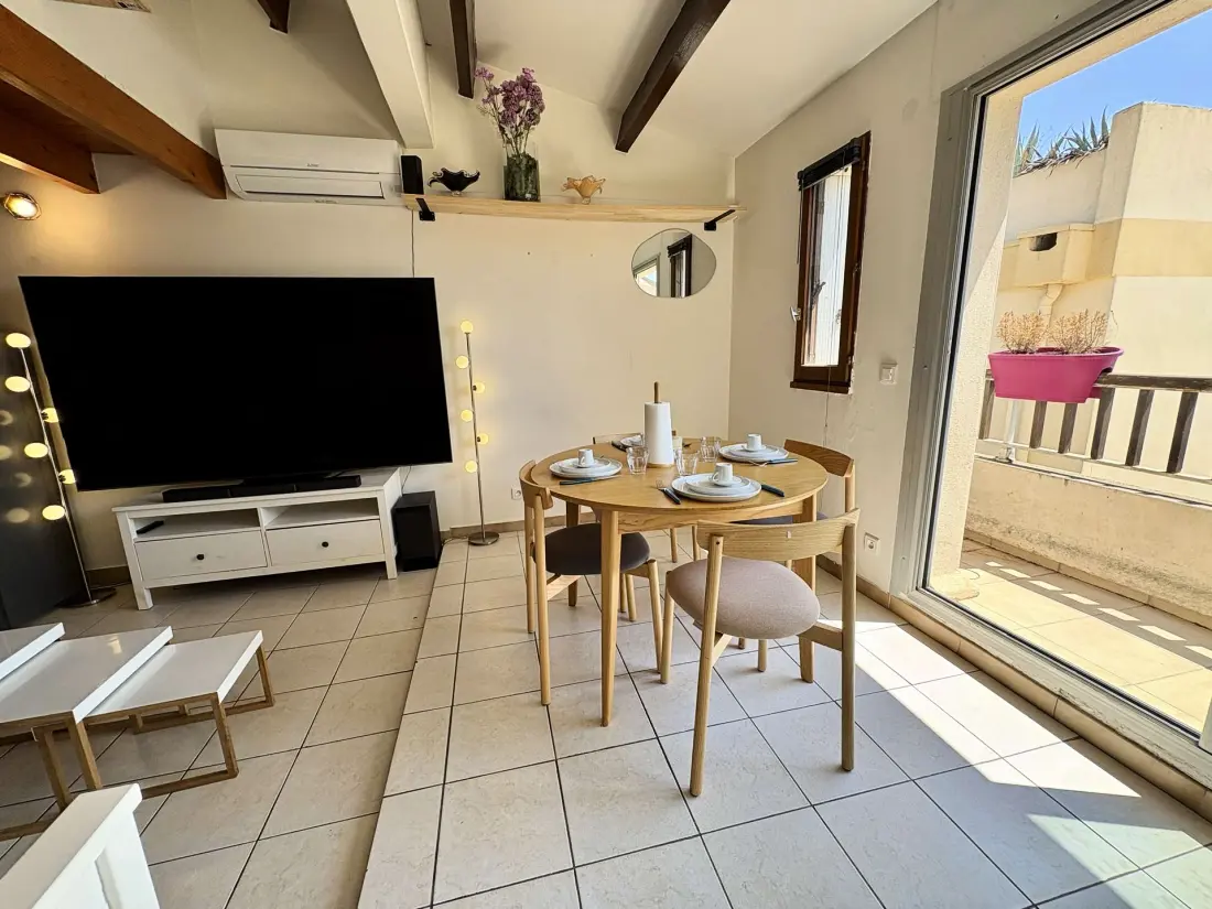 Thalacap Residence