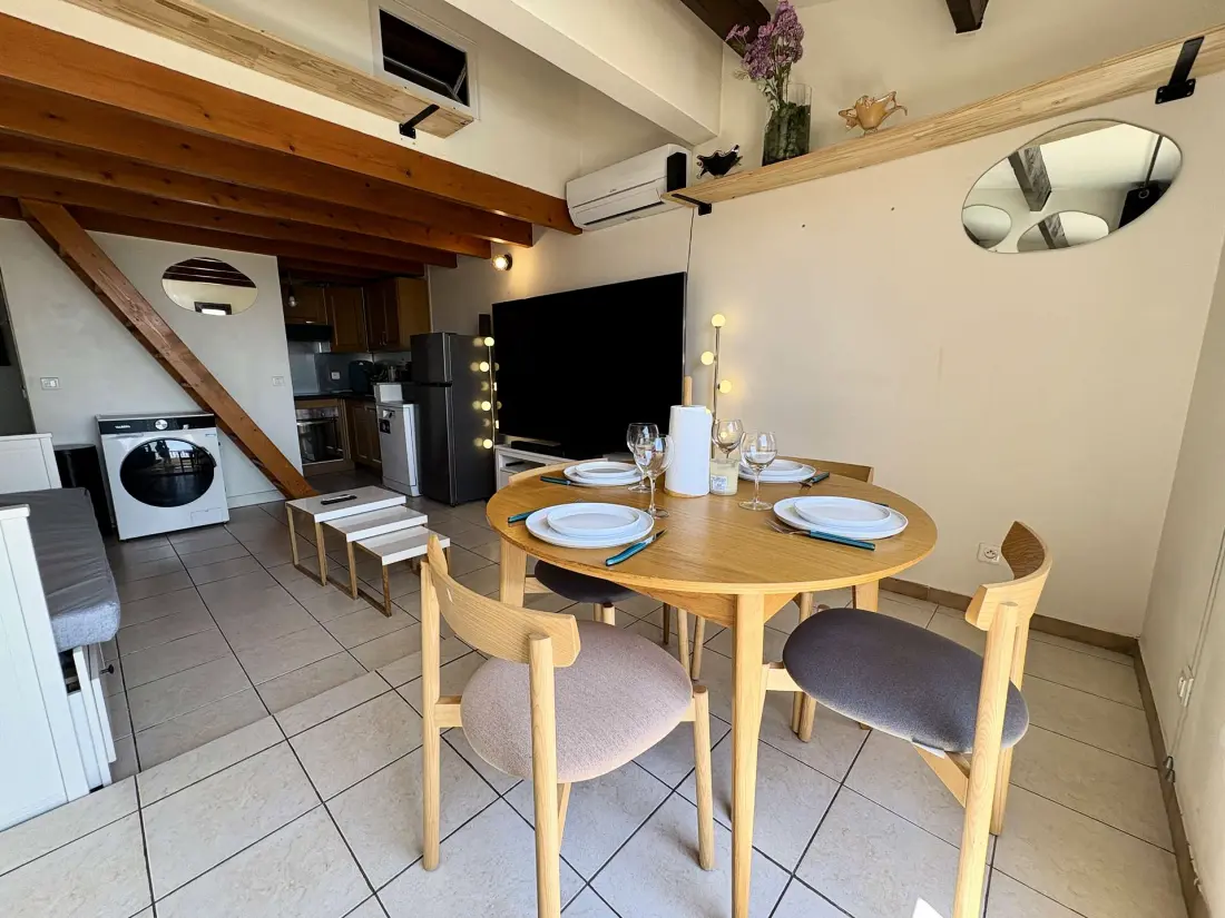 Thalacap Residence