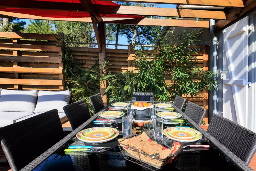 Oceanic Bonheurs House -