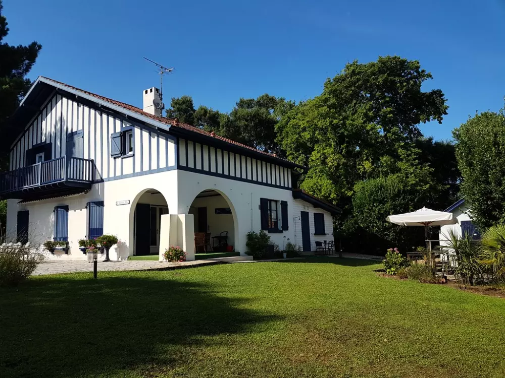 Villa Residence The Blue Bird