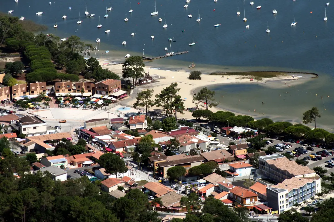 Camping Le Paradis Carcans - Lacanau 4 Sterren★★★★