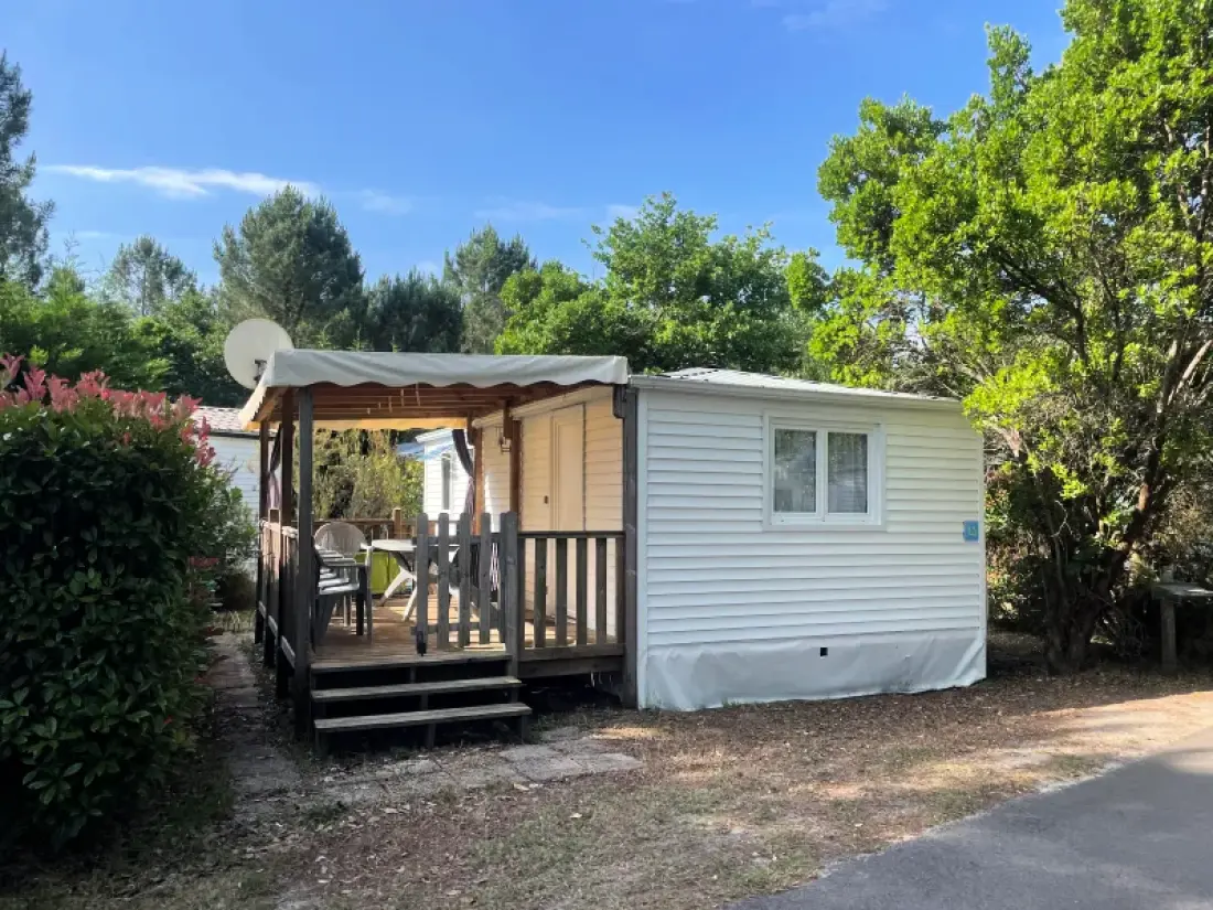 Camping Le Paradis Carcans - Lacanau 4 Sterren★★★★