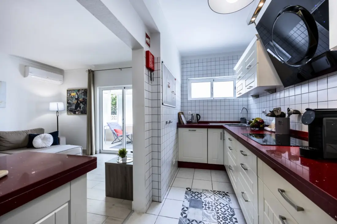 Condo ristrutturato ai margini della piscina - Nel cuore di Carvoeiro!
