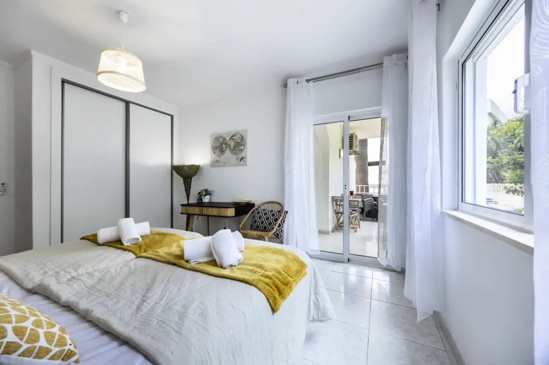 Condo ristrutturato ai margini della piscina - Nel cuore di Carvoeiro!