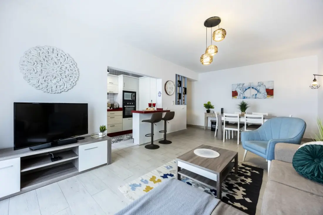 Condo ristrutturato ai margini della piscina - Nel cuore di Carvoeiro!