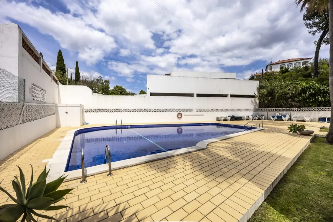 Condo ristrutturato ai margini della piscina - Nel cuore di Carvoeiro!