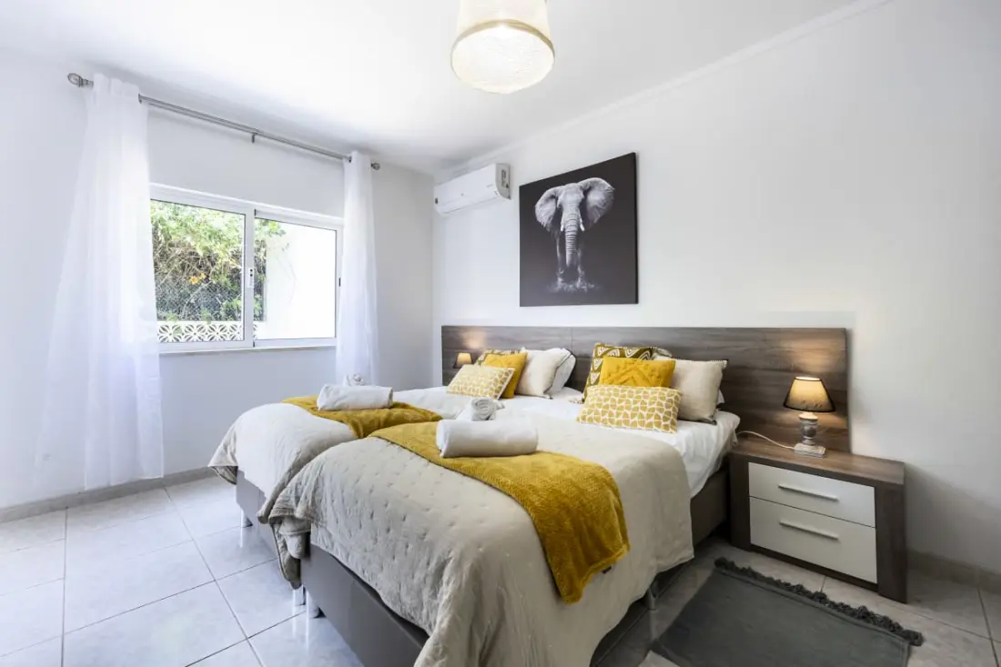 Condo ristrutturato ai margini della piscina - Nel cuore di Carvoeiro!