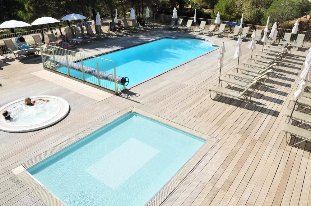 Camping Résidentiel La Pinède 4 étoiles★★★★