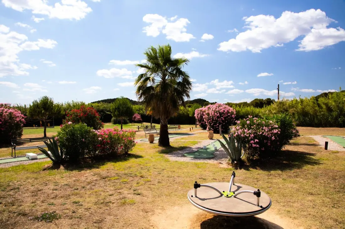 Camping Résidentiel La Pinède 4 étoiles★★★★