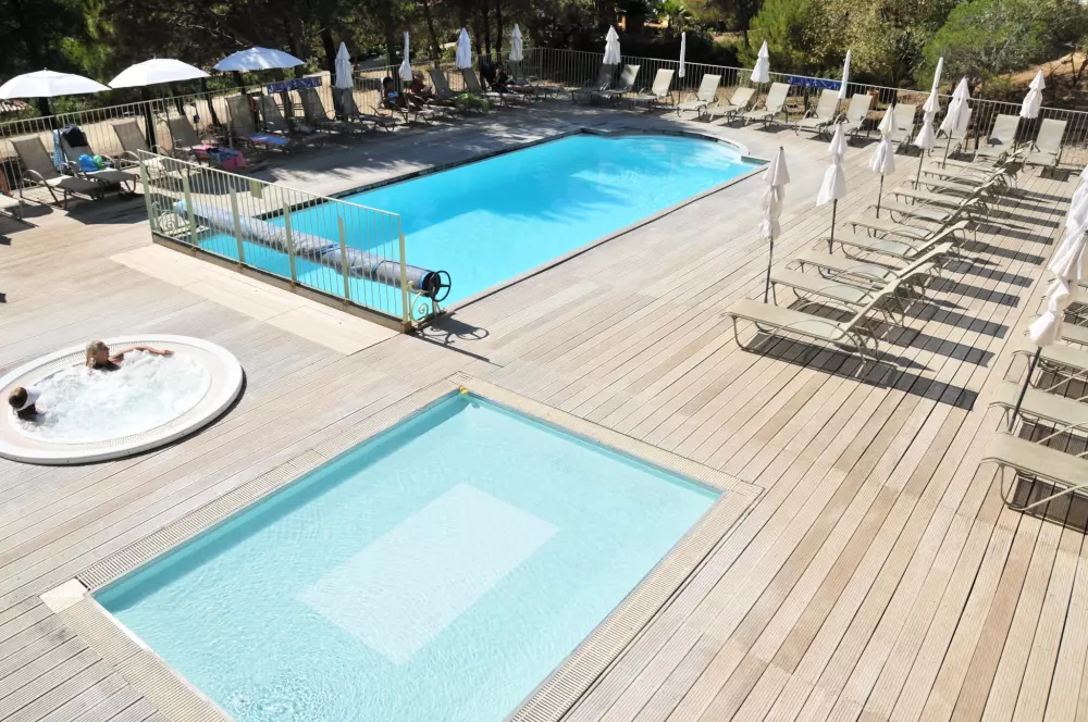 Camping Résidentiel La Pinède 4 étoiles★★★★