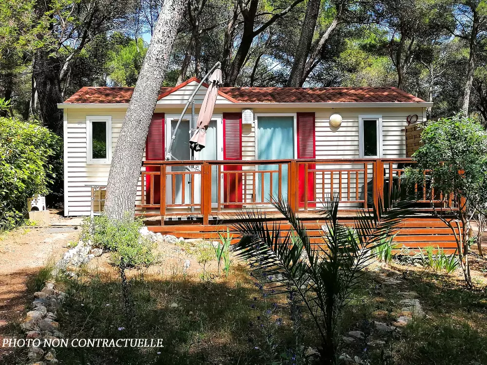 Camping Résidentiel La Pinède 4 étoiles★★★★