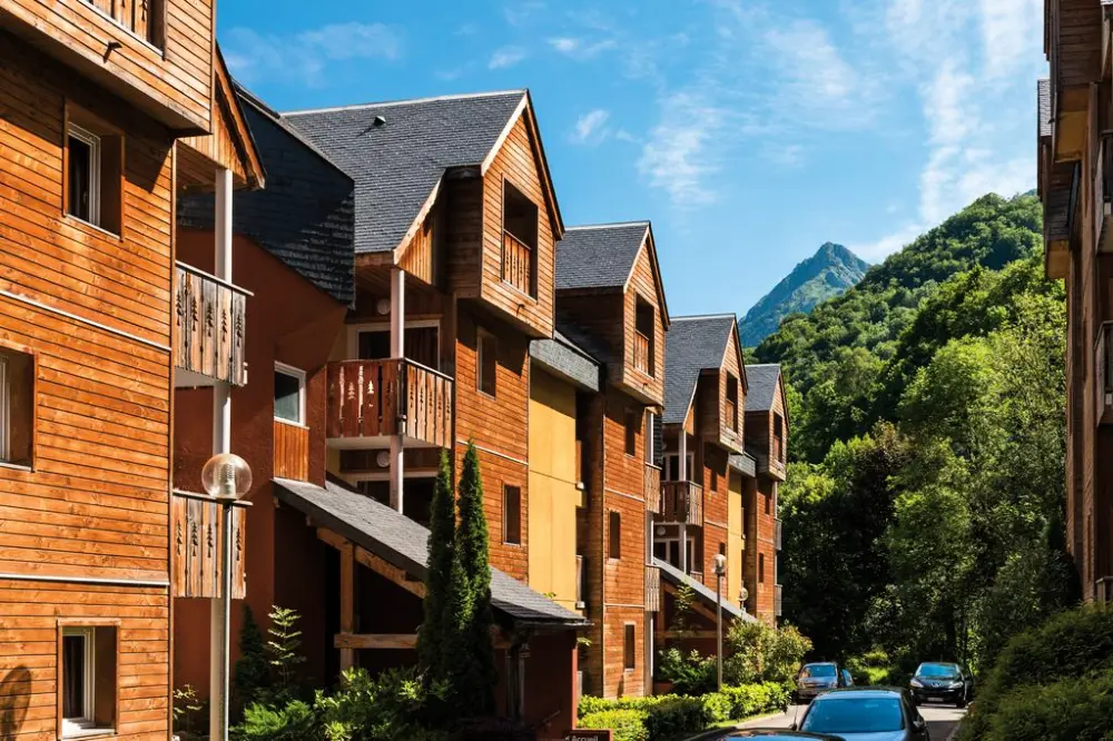 Lagrange Residence The Domaine des 100 Lacs 3 Stars★★★