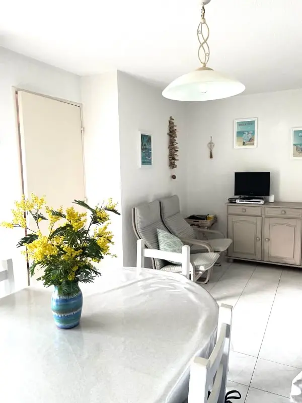 Apartment With Terrace in Cavalaire-sur-mer