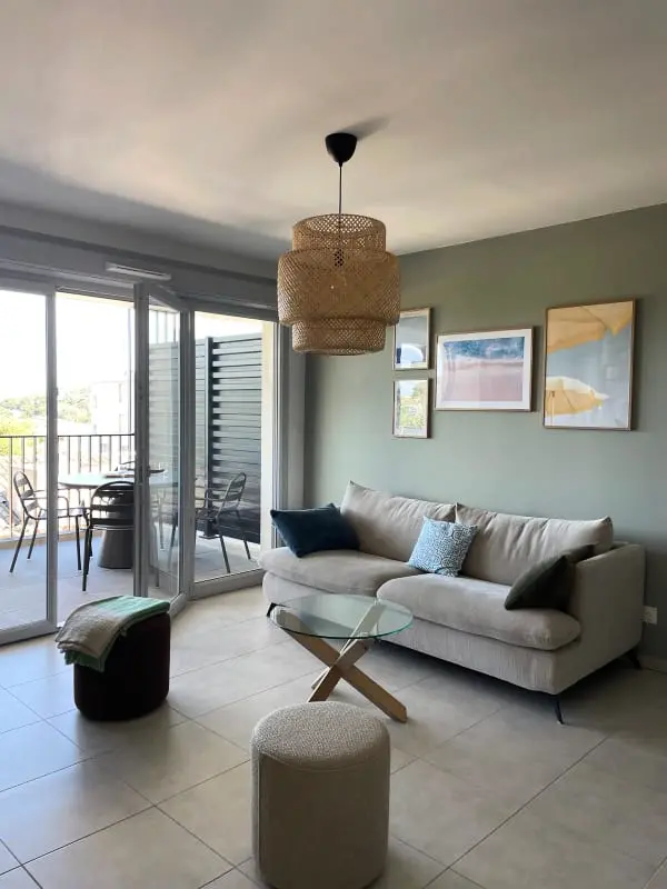 T3 Air-Conditioned, Sea View, Terrace