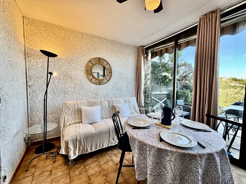 Residence Les Jardins D Azur