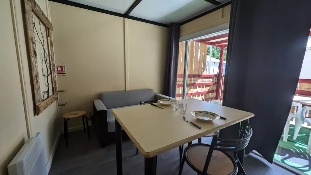 Camping Ushuaïa Villages des Sources3 étoiles★★★