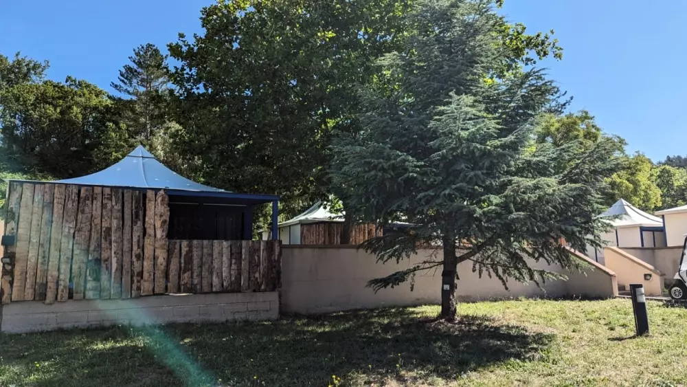 Camping Ushuaïa Villages des Sources3 étoiles★★★