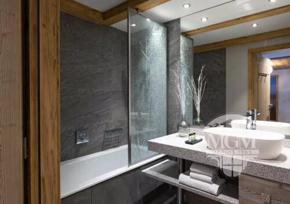 MGM Hotels & Residences - Chalets Elena Residence 4 Sterren★★★★