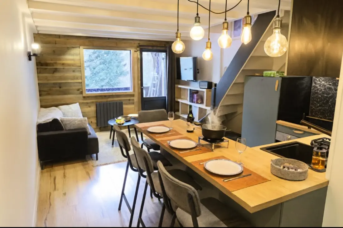 Nice Duplex szembesül La Chaîne Du Mont-blanc