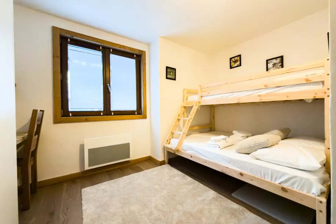 Apartman a kerttel és a közeli tevékenységek