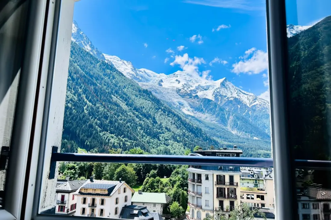 Teljes centre-view-Mont-blanc-Parking