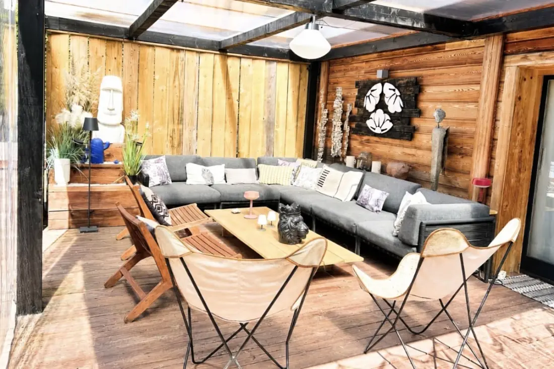 Chalet Design úszási medencével és Jacuzzival