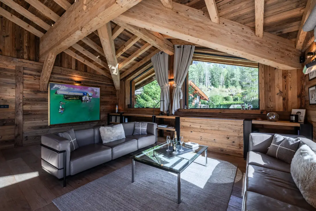 Black Wood Residence