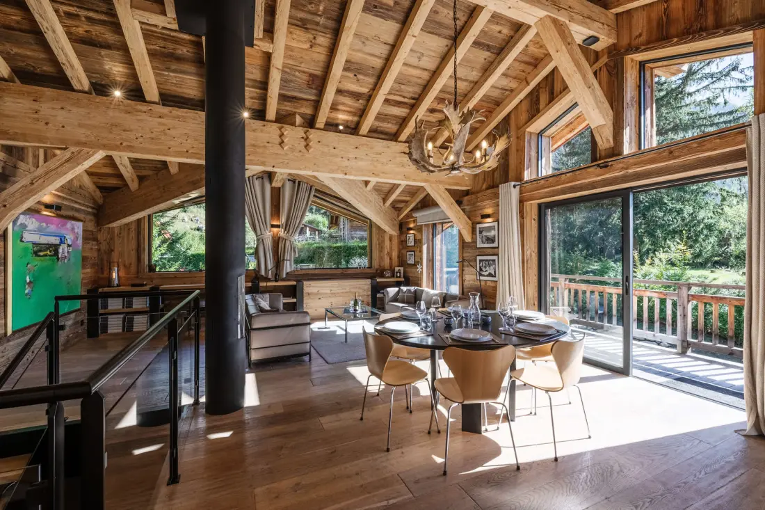 Black Wood Residence