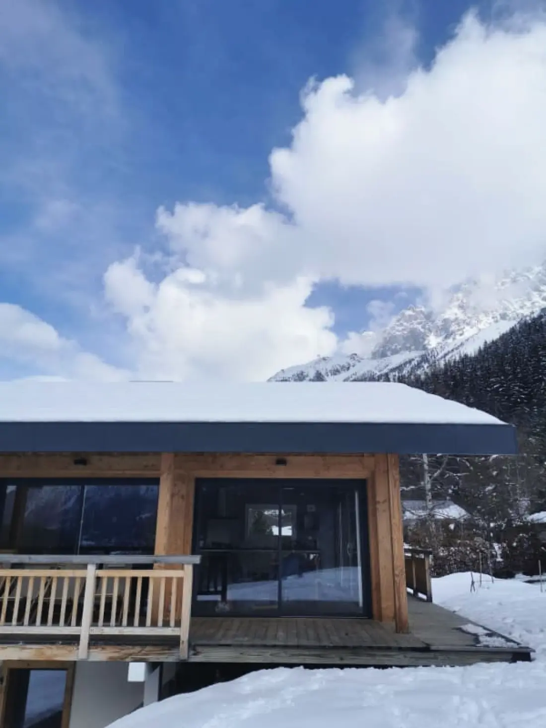 Modern faház Chamonix kerttel