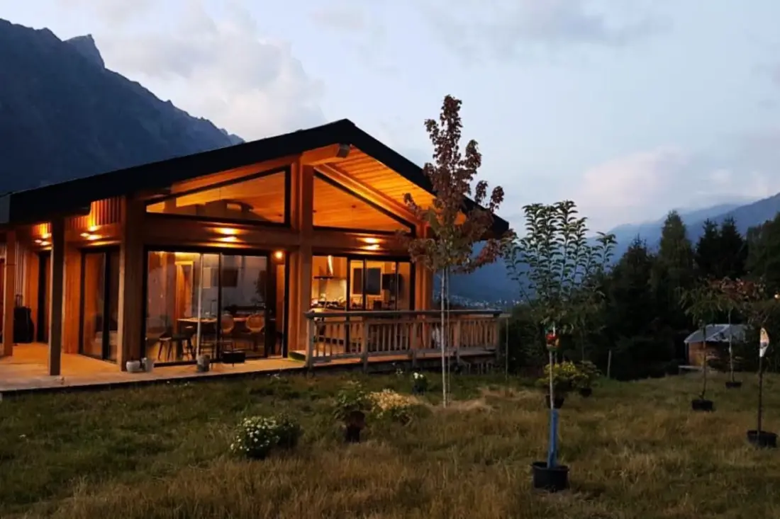 Modern faház Chamonix kerttel