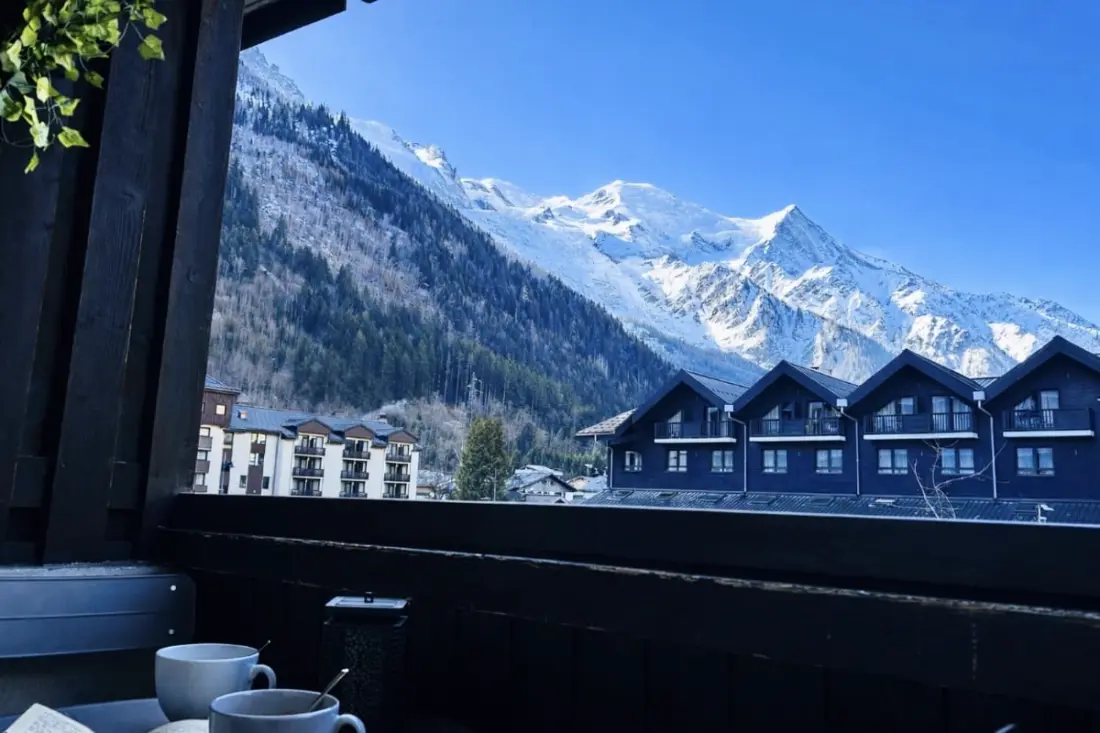 Szép apt parkolóval és Mont Blanc megtekintésével