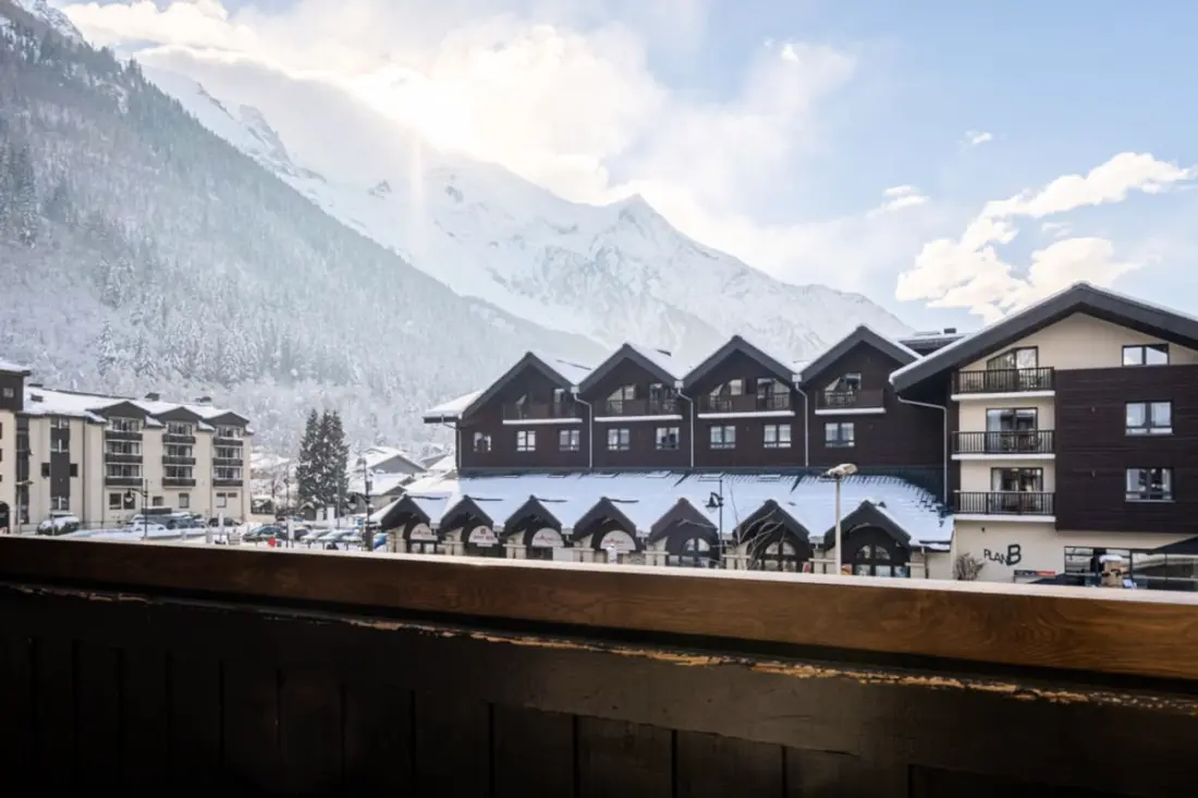 Szép apt parkolóval és Mont Blanc megtekintésével
