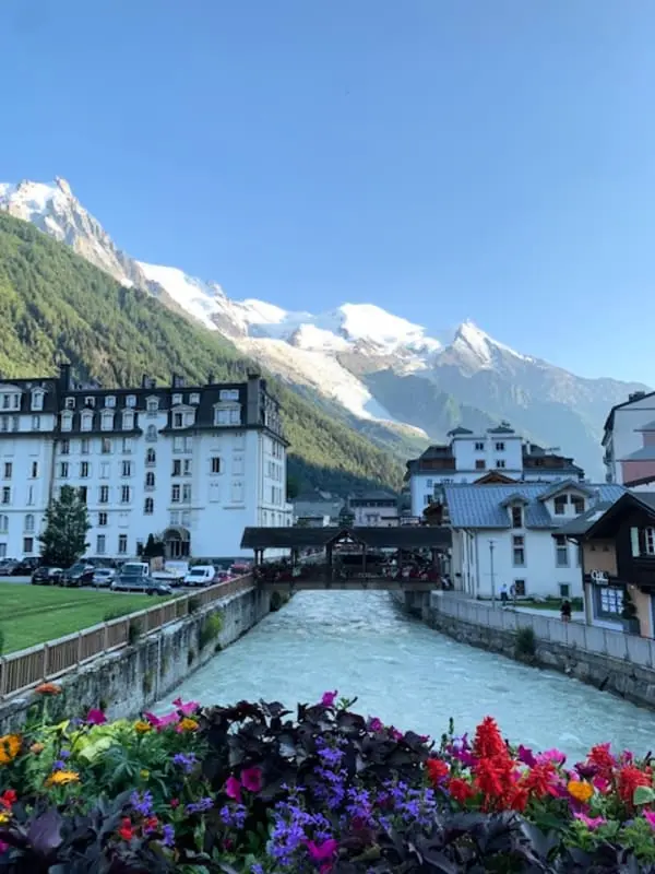 Szép apt parkolóval és Mont Blanc megtekintésével