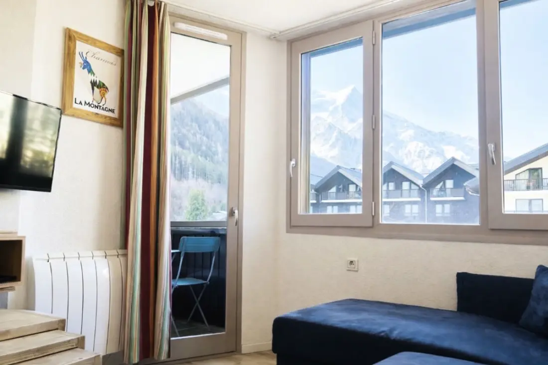 Szép apt parkolóval és Mont Blanc megtekintésével