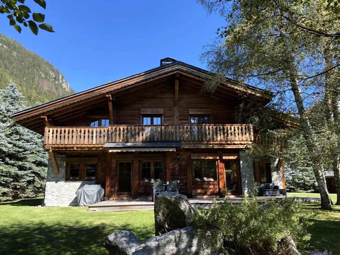 Kitartás Residence