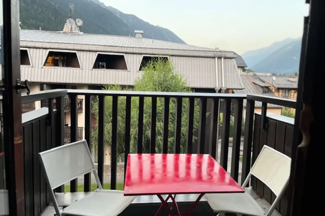 Maradj Chamonix szívében, Les Pistes közelében