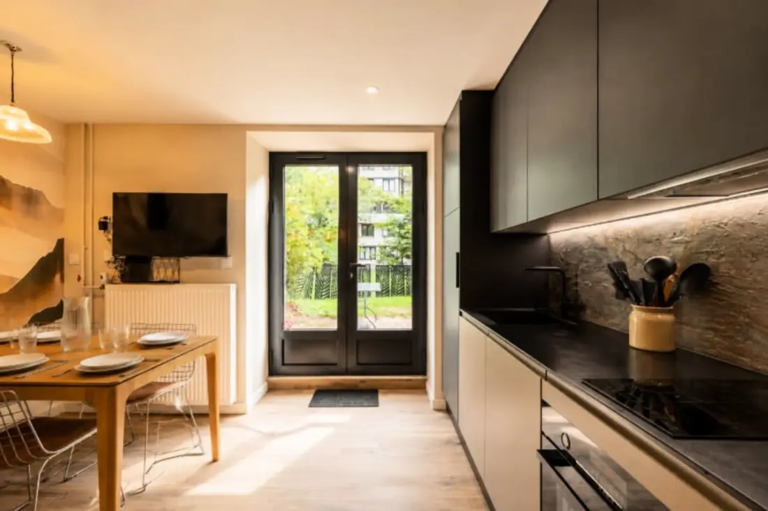 Studio with Full South Terrace és Mont-blanc View