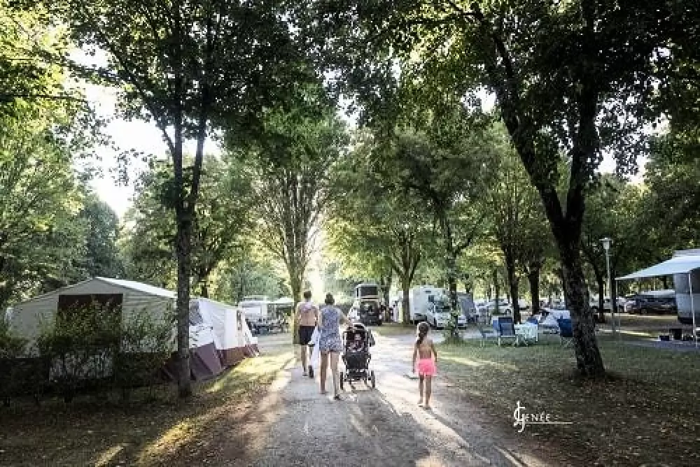 Camping en Boÿse 4 Estrellas★★★★