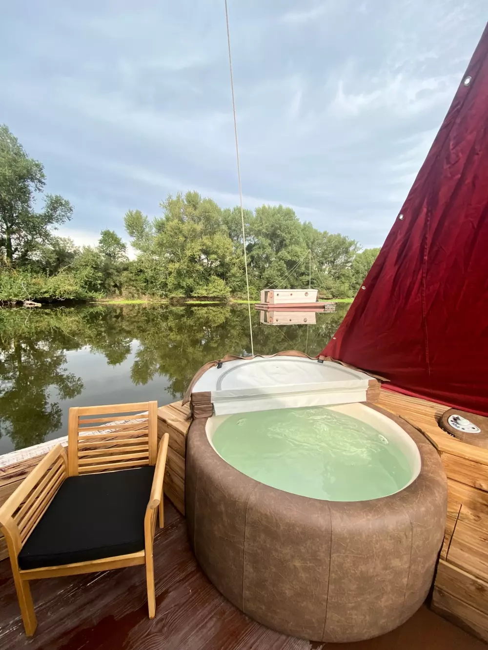 Village Toue des Demoiselles