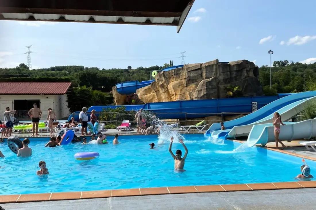 Residence Mobilhome - Camping 4 1 Gwiazdy★ - Châteauneuf- de- galaure