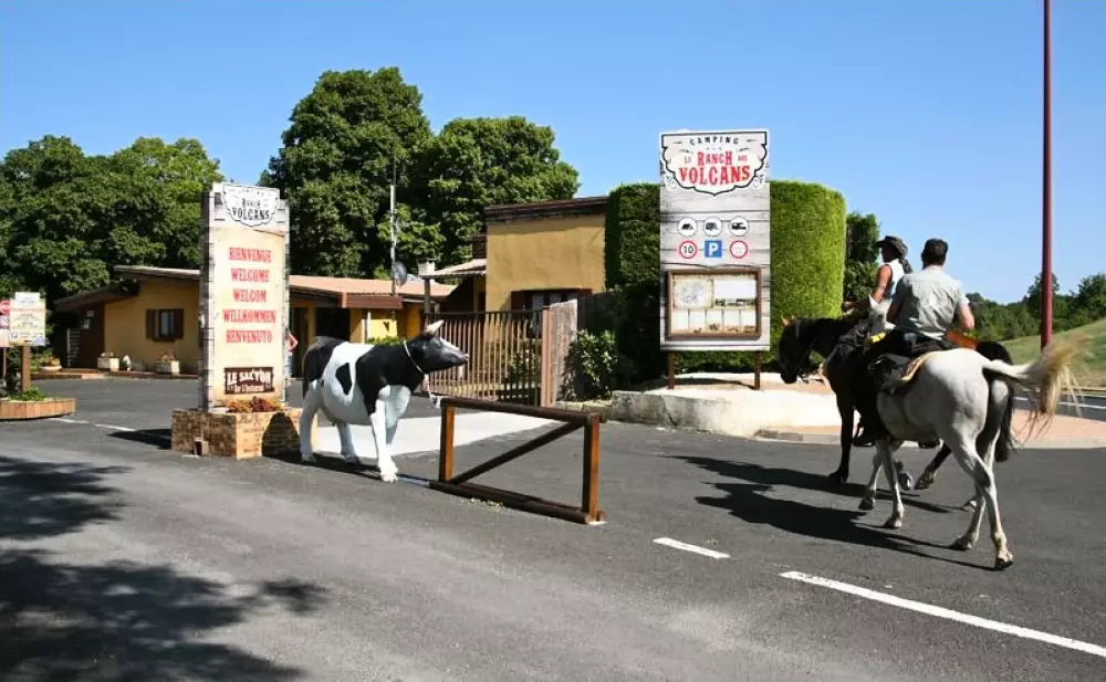 Camping Le Ranch des Volcans 4 Stars★★★★